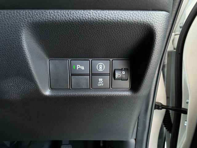 HONDA FIT E:HEV CROSSTAR