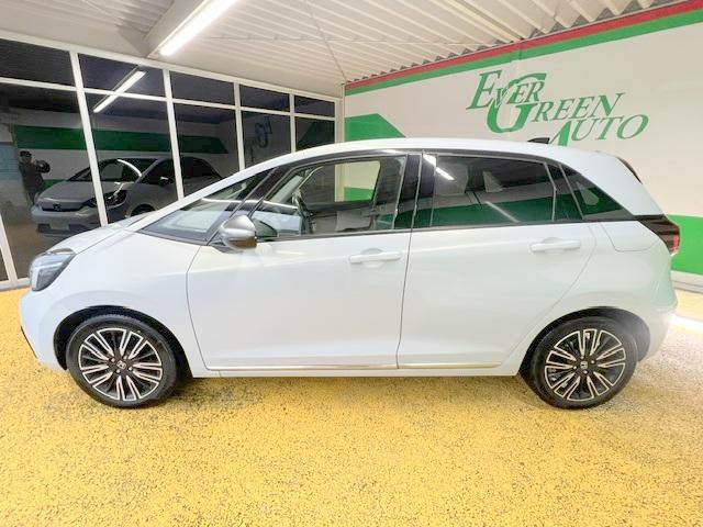 HONDA FIT E:HEV LUXE