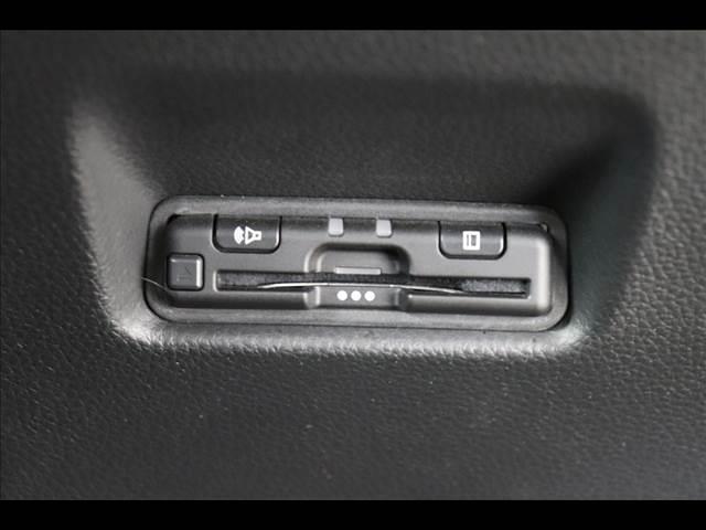 HONDA FIT E:HEV CROSSTAR