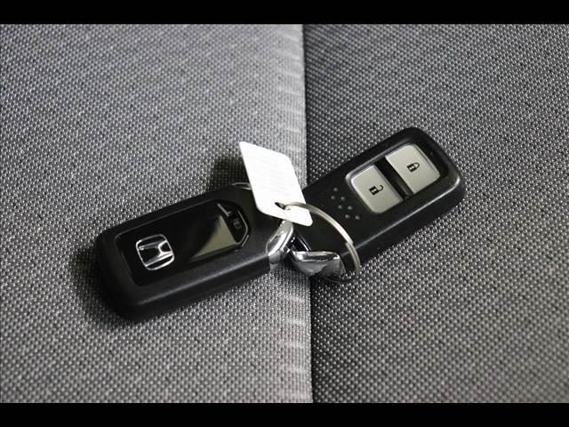 HONDA FIT E:HEV CROSSTAR