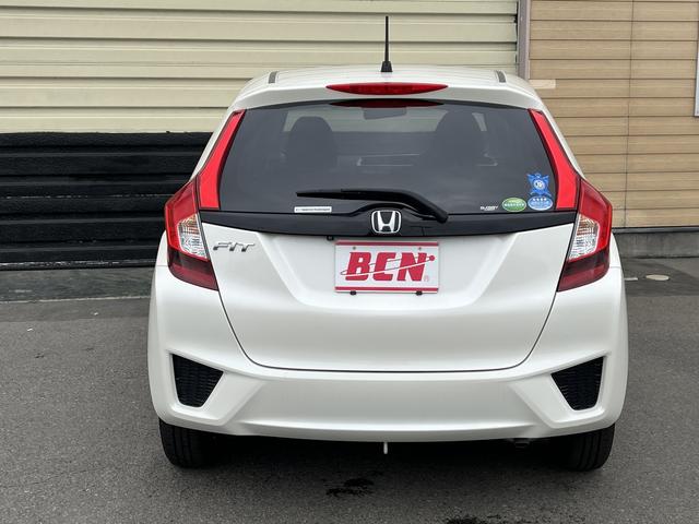 HONDA FIT 13G F PACKAGE FINE EDITION