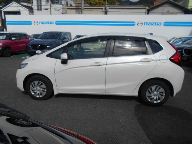 HONDA FIT 13G F PACKAGE FINE EDITION