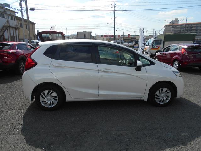 HONDA FIT 13G F PACKAGE FINE EDITION