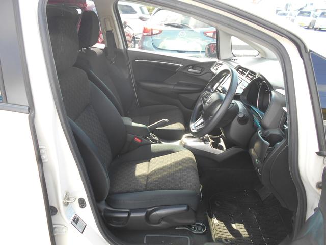 HONDA FIT 13G F PACKAGE FINE EDITION