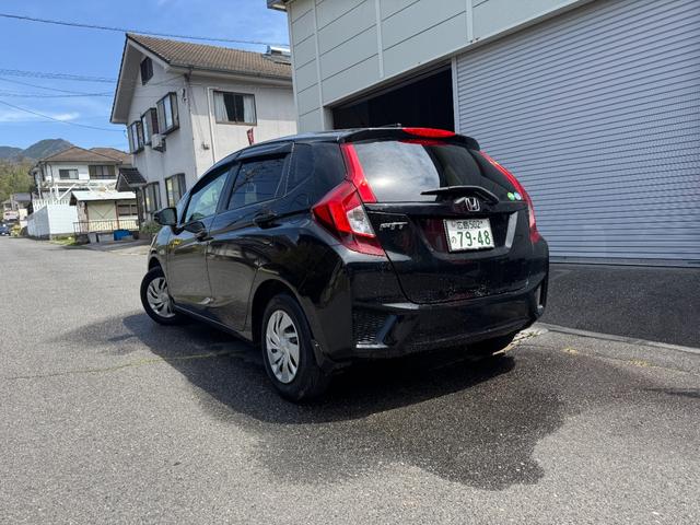 HONDA FIT 13G F PACKAGE