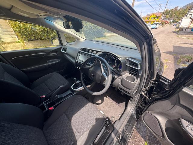 HONDA FIT 13G F PACKAGE