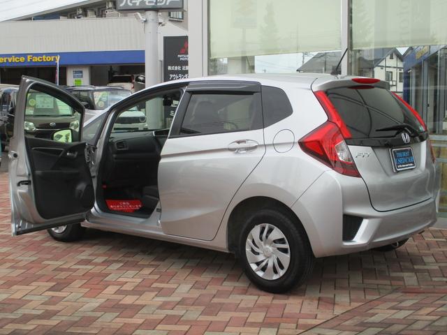 HONDA FIT 13G F PACKAGE COMFORT EDITION
