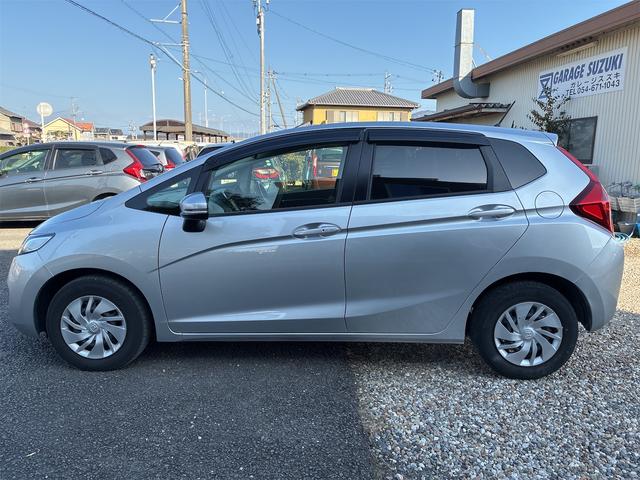 HONDA FIT 13G F PACKAGE COMFORT EDITION