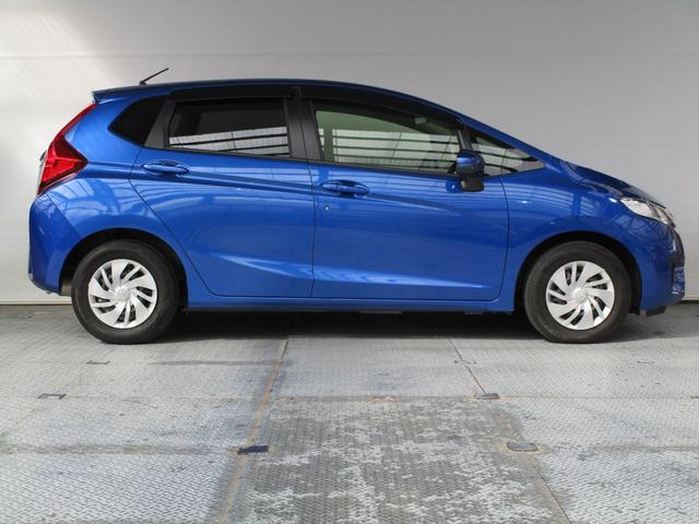 HONDA FIT 13G F PACKAGE