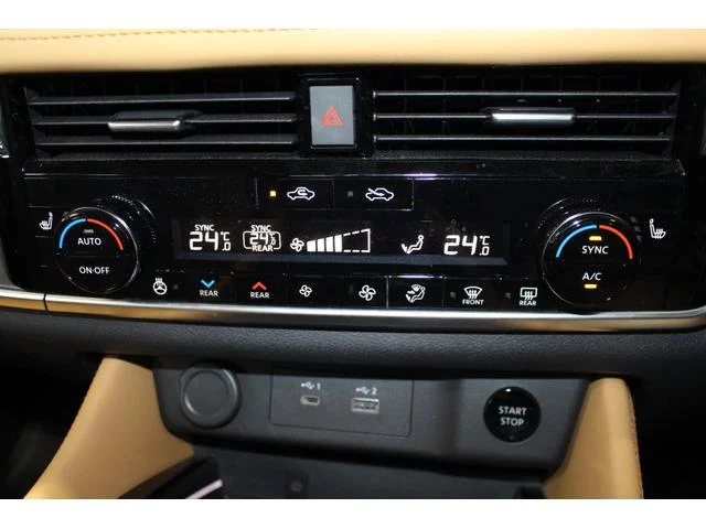 NISSAN X-TRAIL G E-4ORCE