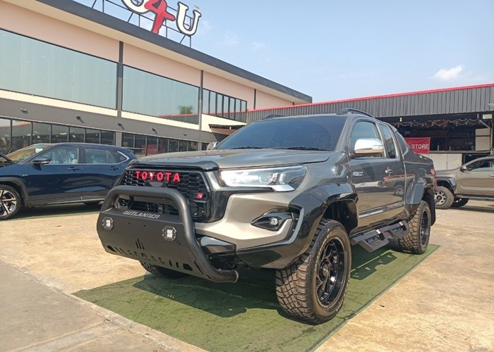 TOYOTA SMART CAB HILUX 2.7