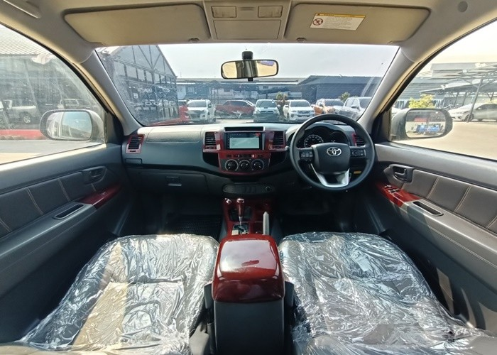 TOYOTA SMART CAB HILUX 2.7