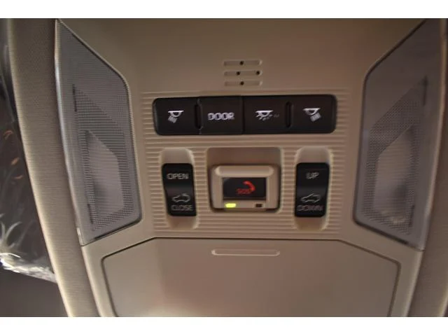TOYOTA RAV4 X
