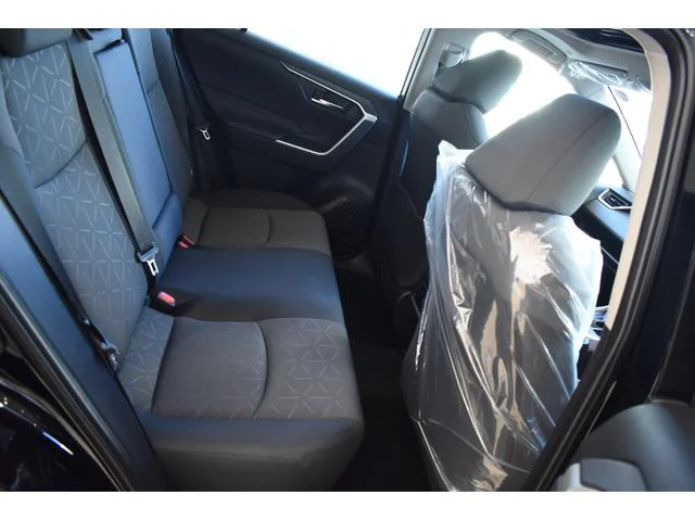 TOYOTA RAV4 X