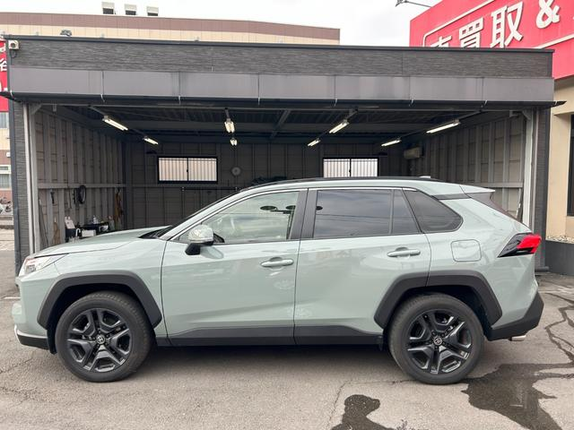 TOYOTA RAV4 HYBRID ADVENTURE