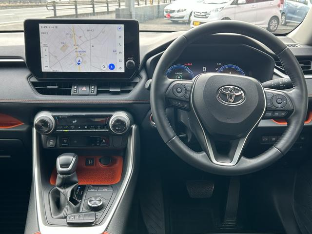 TOYOTA RAV4 HYBRID ADVENTURE