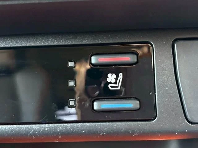 TOYOTA RAV4 ADVENTURE