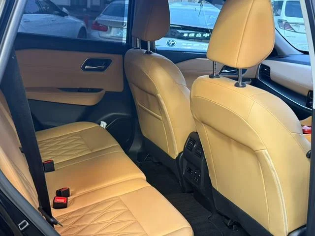NISSAN X-TRAIL G E-4ORCE