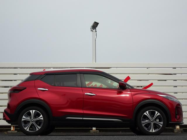 NISSAN KICKS X