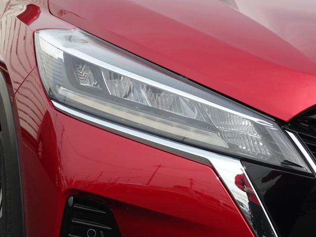 NISSAN KICKS X