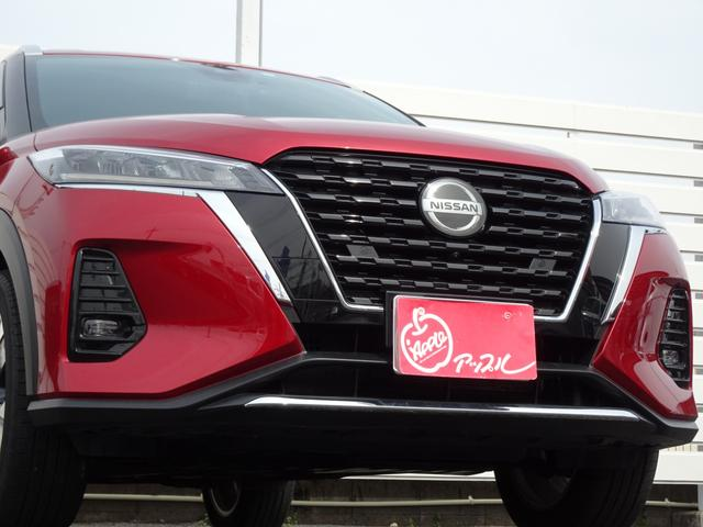 NISSAN KICKS X