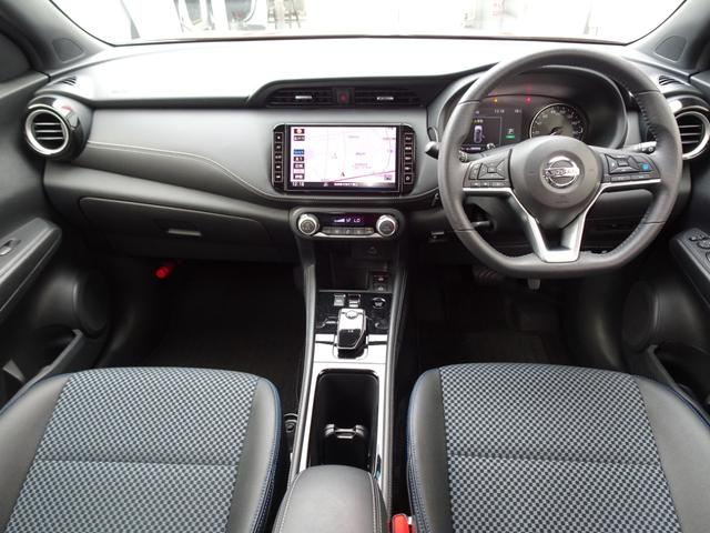 NISSAN KICKS X