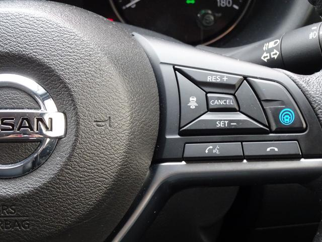 NISSAN KICKS X
