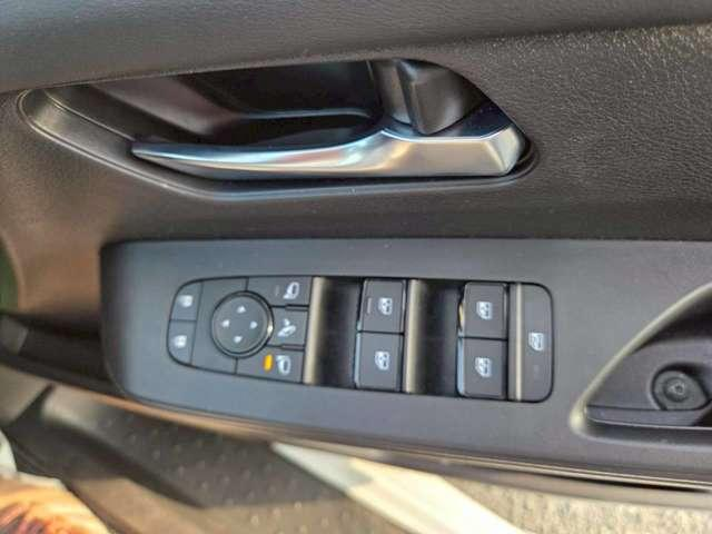 NISSAN SERENA E-POWER HIGHWAY STAR V 2024