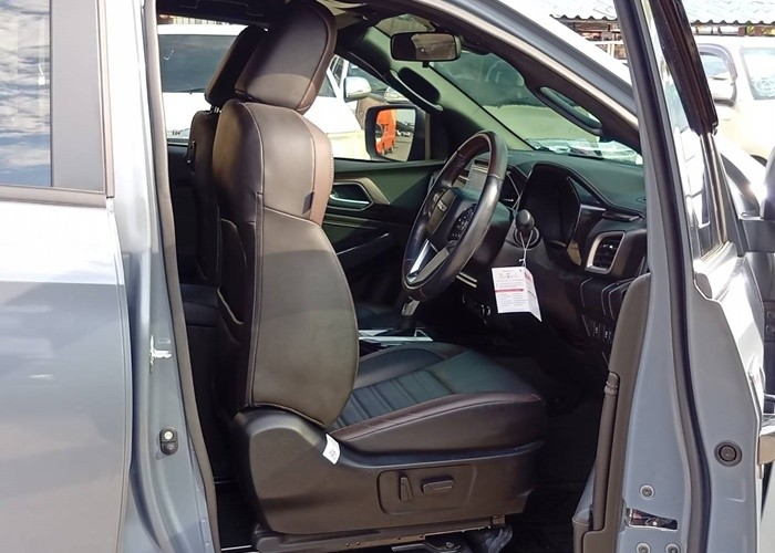 ISUZU D-MAX DOUBLE CAB 3.0 4WD AT Gray