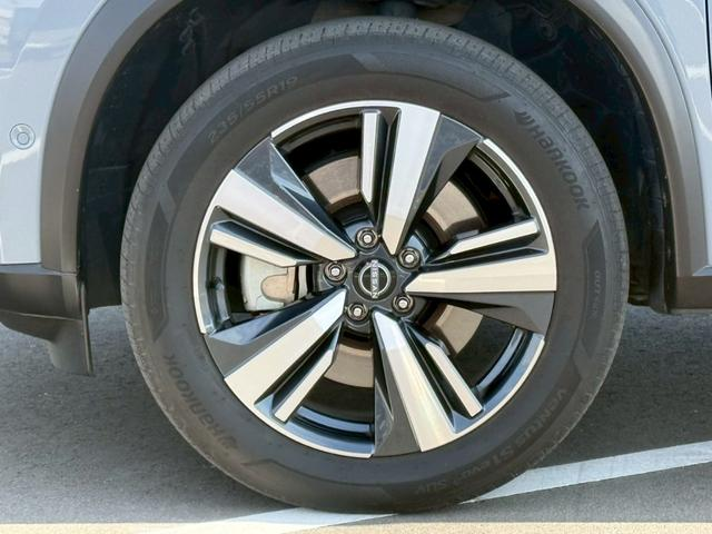 NISSAN X-TRAIL G E-4ORCE 23