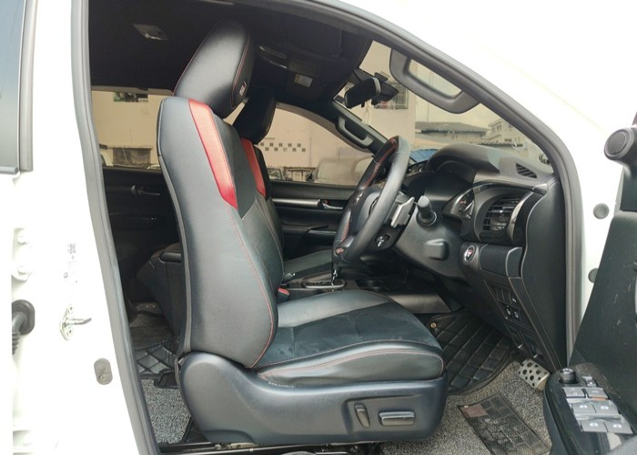 TOYOTA HILUX DOUBLE CAB