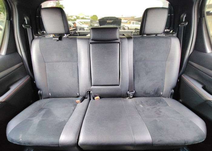 TOYOTA HILUX DOUBLE CAB