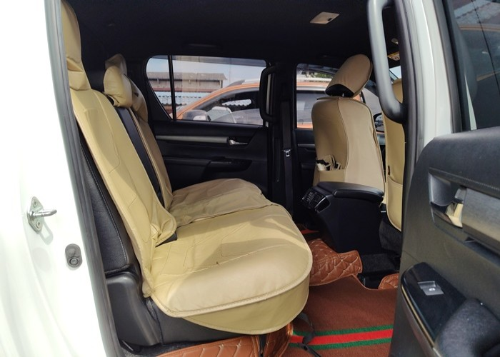 TOYOTA HILUX DOUBLE CAB