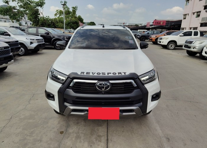 TOYOTA HILUX DOUBLE CAB