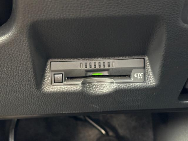 TOYOTA YARIS HYBRID G
