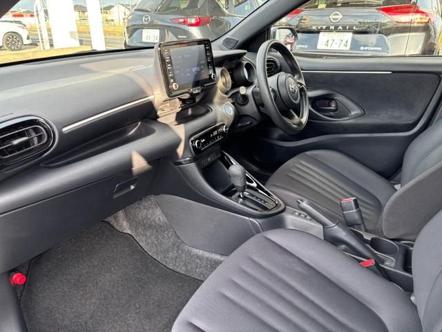 TOYOTA YARIS HYBRID G