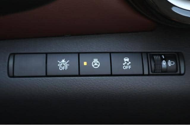 NISSAN KICKS HYBRID