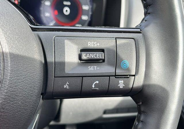 NISSAN X-TRAIL HYBRID X-E-4ORCE
