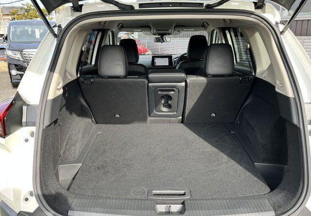 NISSAN X-TRAIL HYBRID X-E-4ORCE