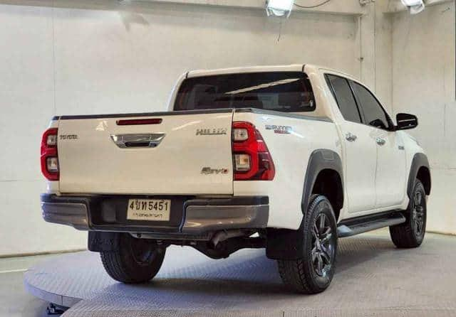 TOYOTA HILUX 2.4 E REVO DOUBLE CAB