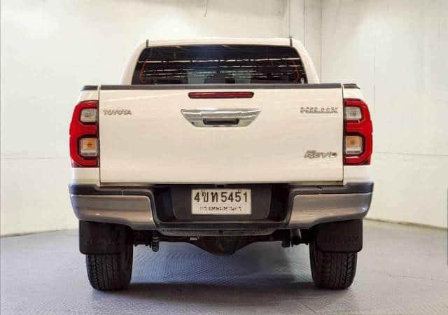 TOYOTA HILUX 2.4 E REVO DOUBLE CAB