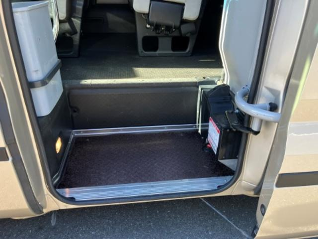 TOYOTA COASTER