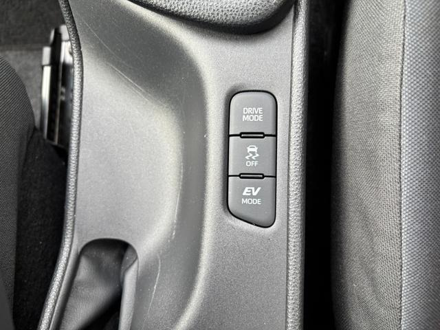 TOYOTA YARIS HYBRID G