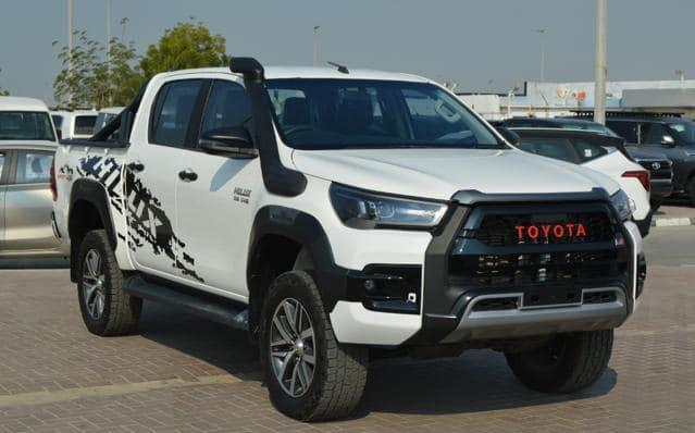 TOYOTA HILUX DOUBLE CABIN