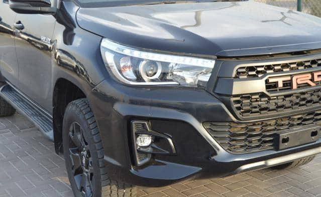 TOYOTA HILUX DOUBLE CABIN