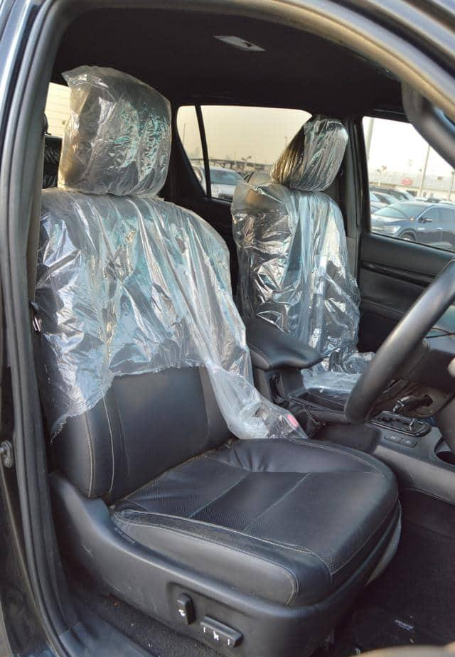 TOYOTA HILUX DOUBLE CABIN