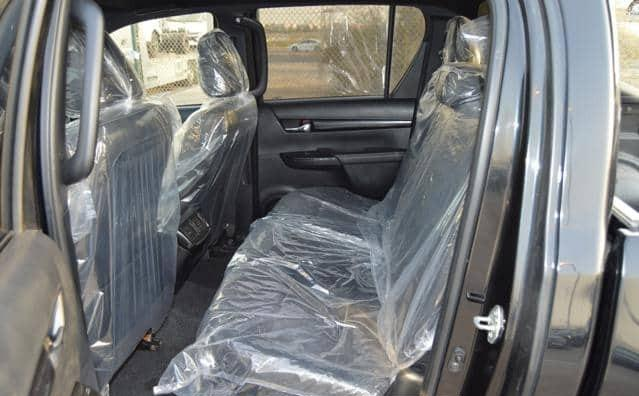 TOYOTA HILUX DOUBLE CABIN