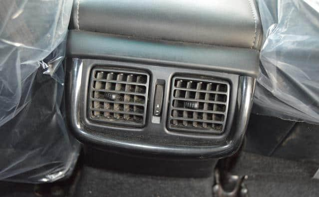 TOYOTA HILUX DOUBLE CABIN