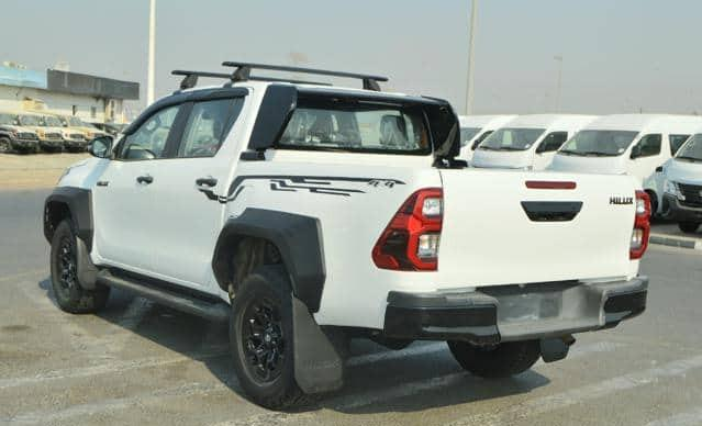 TOYOTA HILUX DOUBLE CABIN