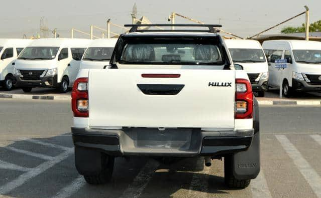 TOYOTA HILUX DOUBLE CABIN